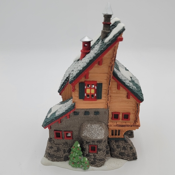 Department 56 North Pole Series Elves Trade School - Picture 5 of 7